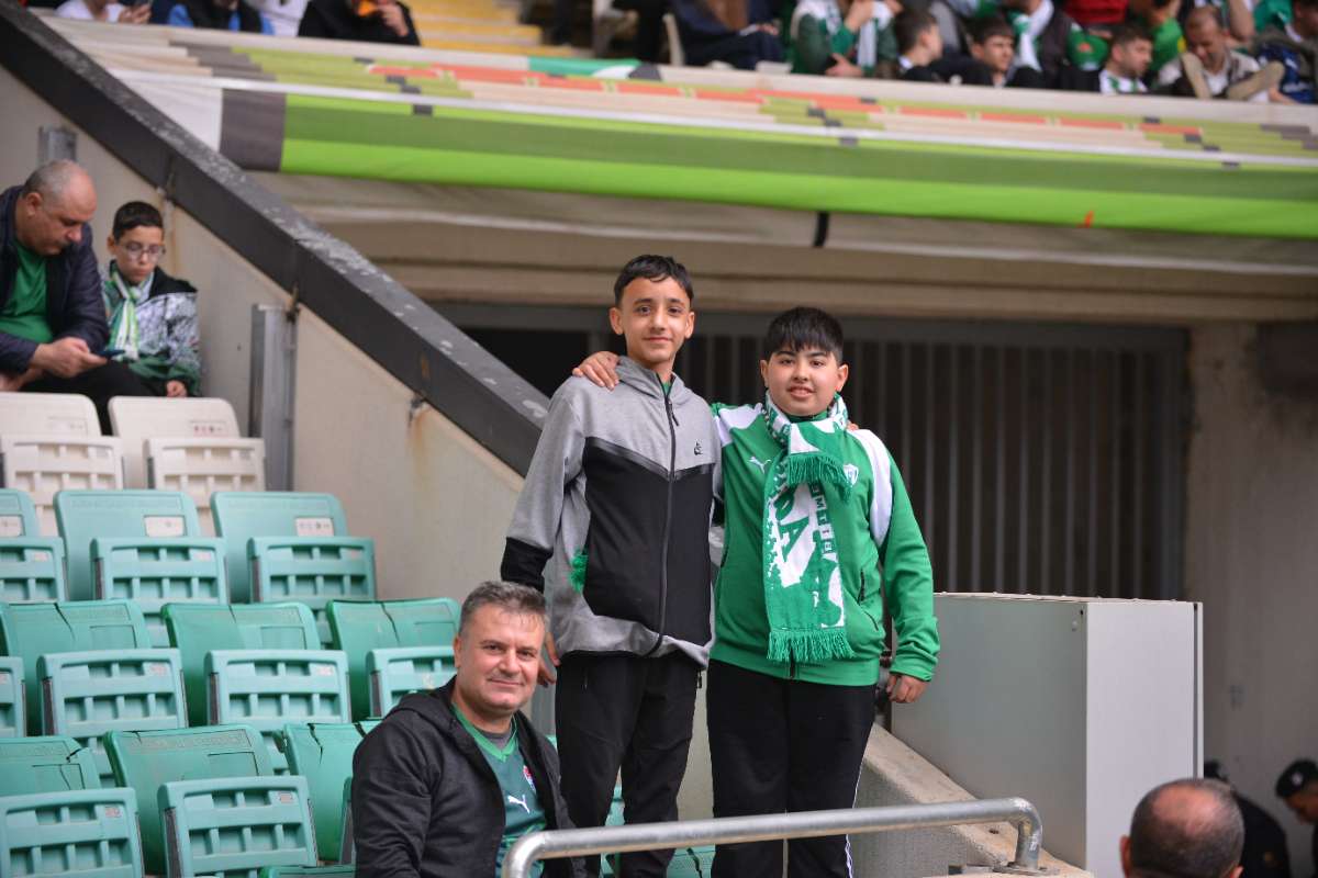 (FOTO GALERİ) BURSASPOR - 23 ELAZIĞ FK TARAFTAR FOTOĞRAFLARI