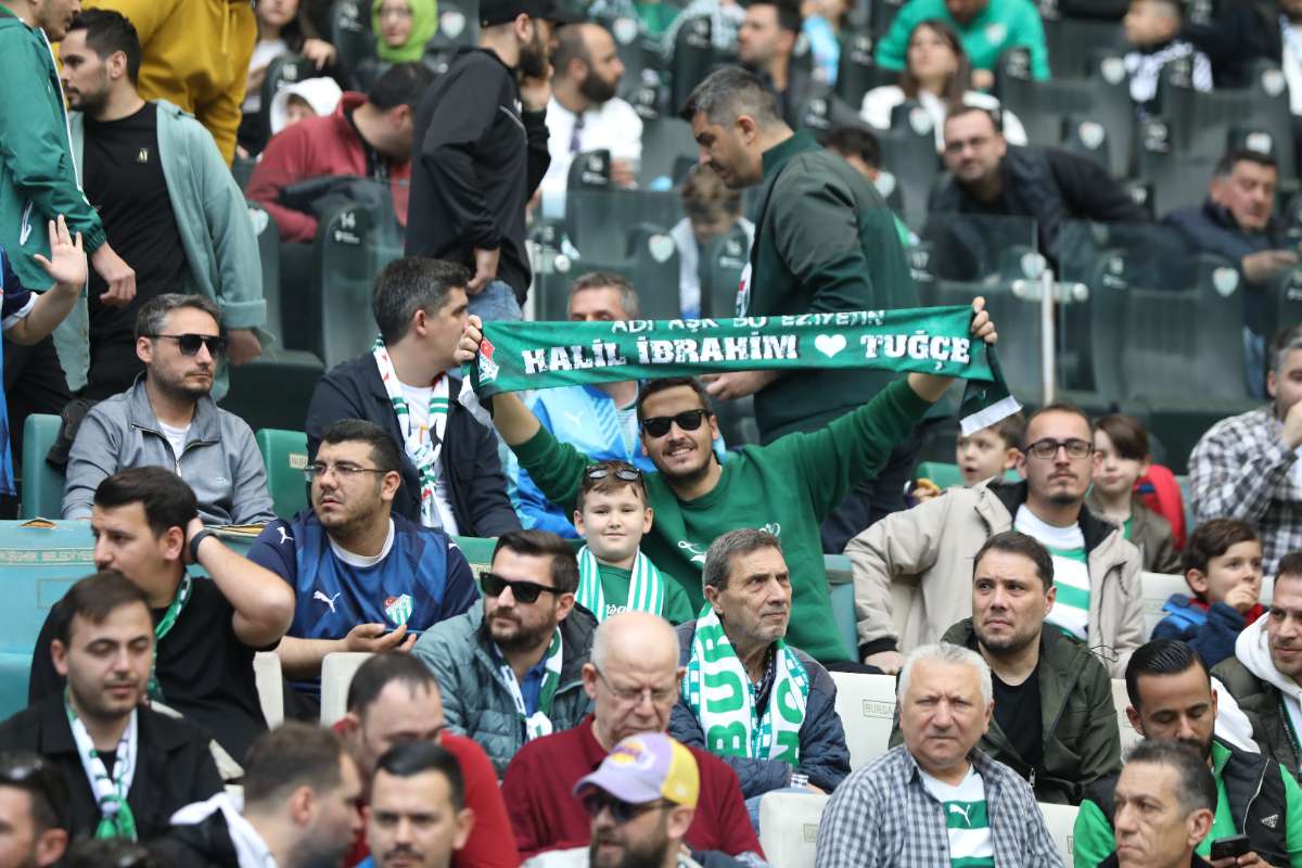 (FOTO GALERİ) BURSASPOR - 23 ELAZIĞ FK TARAFTAR FOTOĞRAFLARI