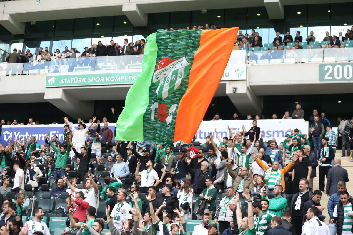 (FOTO GALERİ) BURSASPOR - 23 ELAZIĞ FK TARAFTAR FOTOĞRAFLARI