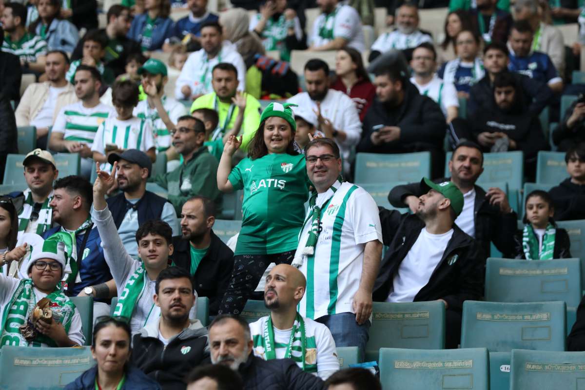 (FOTO GALERİ) BURSASPOR - 23 ELAZIĞ FK TARAFTAR FOTOĞRAFLARI