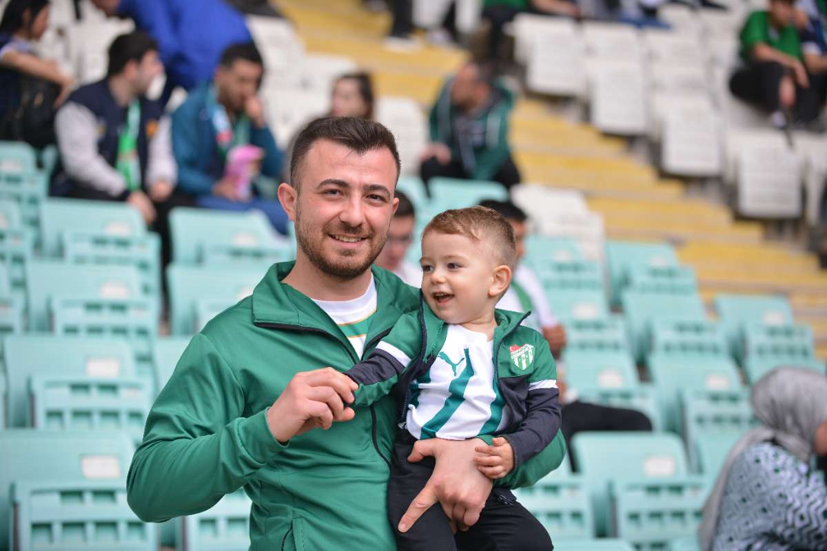 (FOTO GALERİ) BURSASPOR - 23 ELAZIĞ FK TARAFTAR FOTOĞRAFLARI