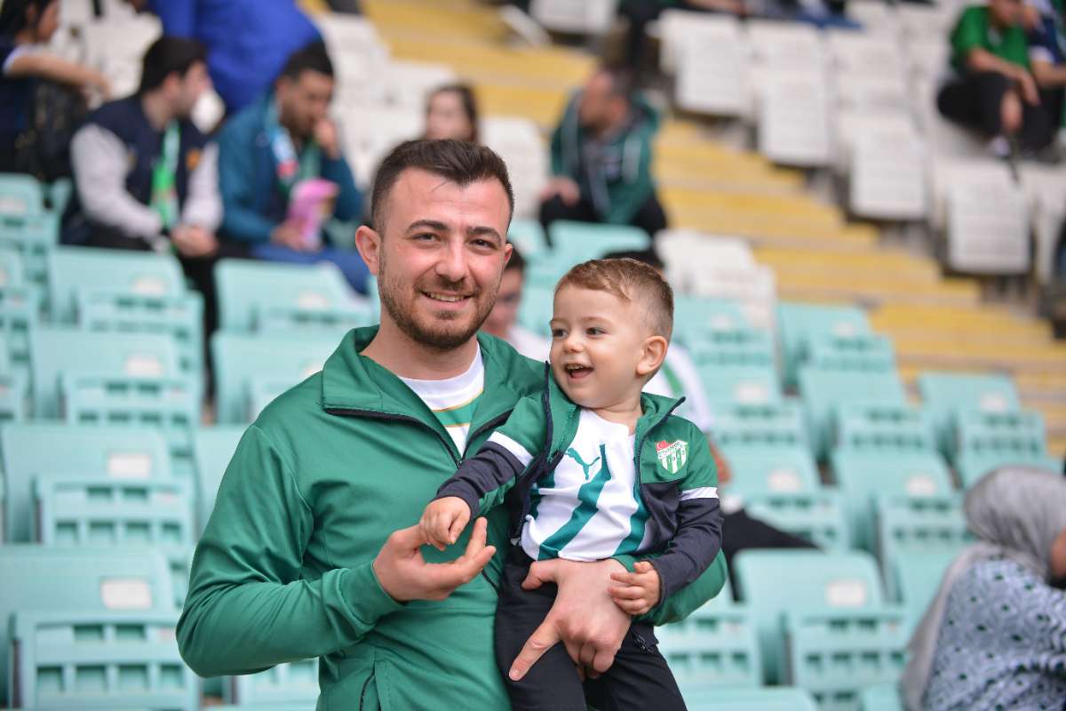 (FOTO GALERİ) BURSASPOR - 23 ELAZIĞ FK TARAFTAR FOTOĞRAFLARI