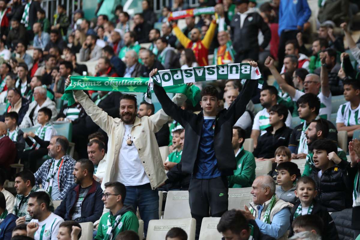 (FOTO GALERİ) BURSASPOR - 23 ELAZIĞ FK TARAFTAR FOTOĞRAFLARI