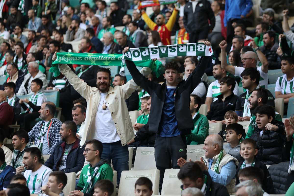 (FOTO GALERİ) BURSASPOR - 23 ELAZIĞ FK TARAFTAR FOTOĞRAFLARI