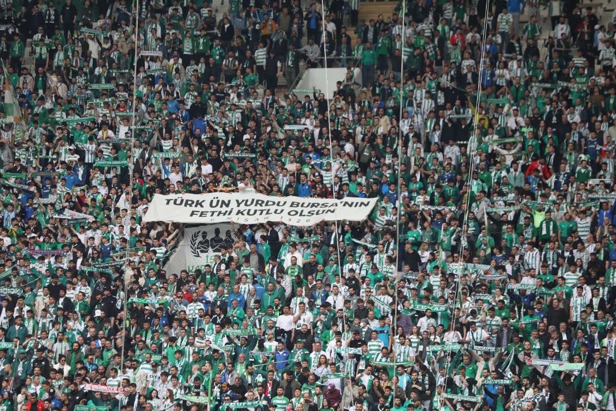 (FOTO GALERİ) BURSASPOR - 23 ELAZIĞ FK TARAFTAR FOTOĞRAFLARI