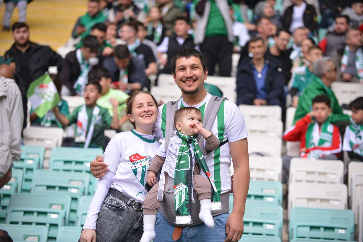 (FOTO GALERİ) BURSASPOR - 23 ELAZIĞ FK TARAFTAR FOTOĞRAFLARI