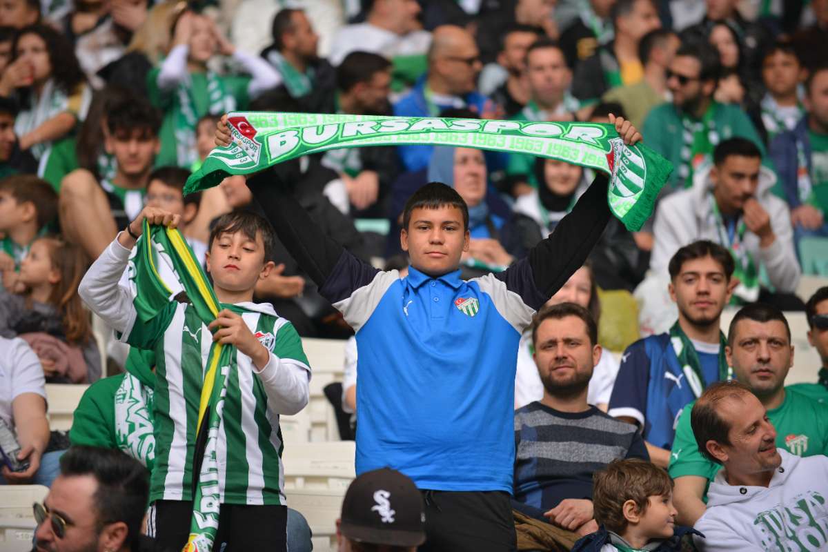 (FOTO GALERİ) BURSASPOR - 23 ELAZIĞ FK TARAFTAR FOTOĞRAFLARI