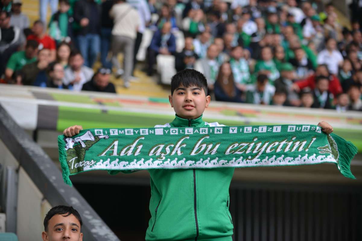 (FOTO GALERİ) BURSASPOR - 23 ELAZIĞ FK TARAFTAR FOTOĞRAFLARI