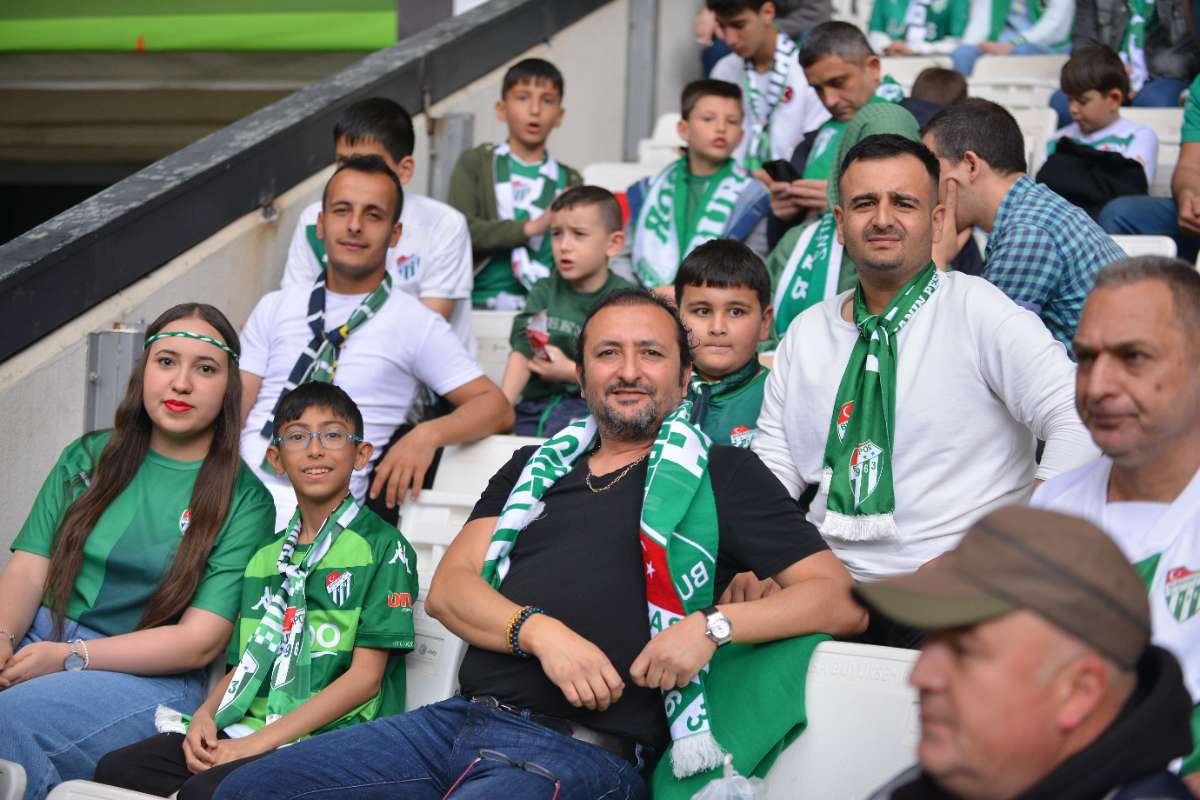 (FOTO GALERİ) BURSASPOR - 23 ELAZIĞ FK TARAFTAR FOTOĞRAFLARI