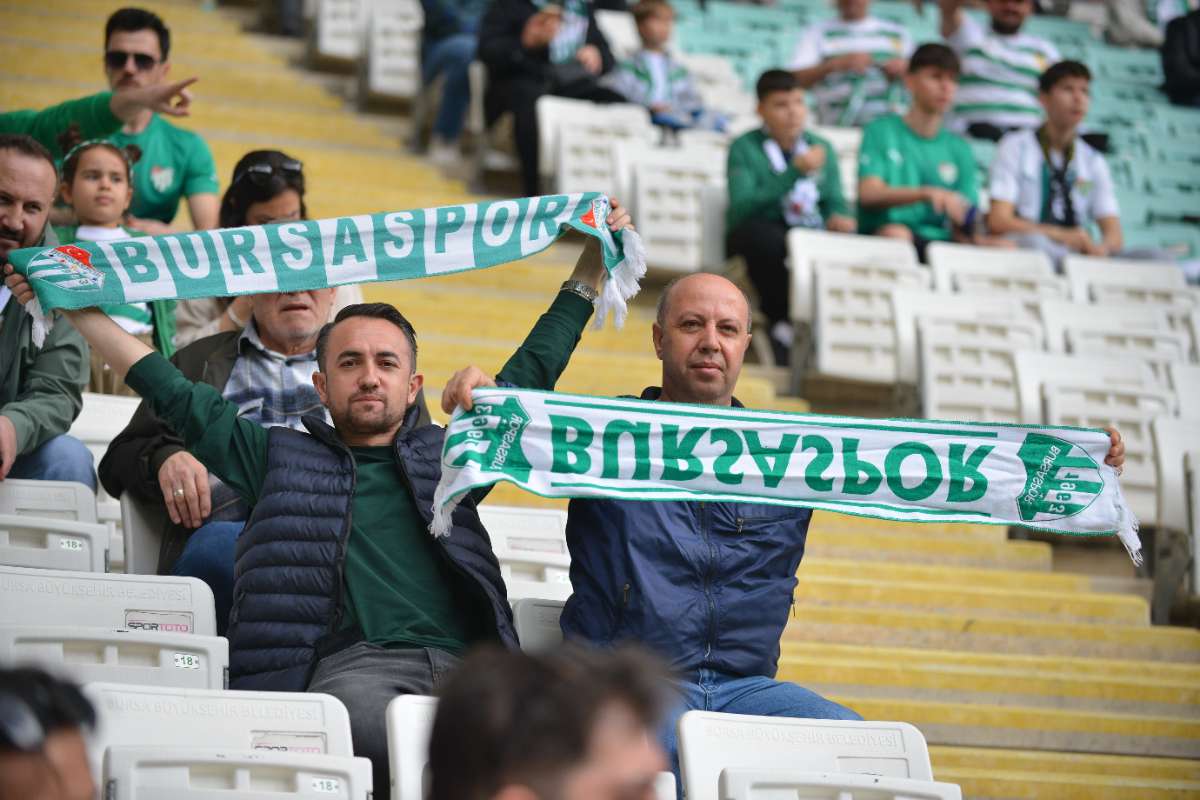 (FOTO GALERİ) BURSASPOR - 23 ELAZIĞ FK TARAFTAR FOTOĞRAFLARI