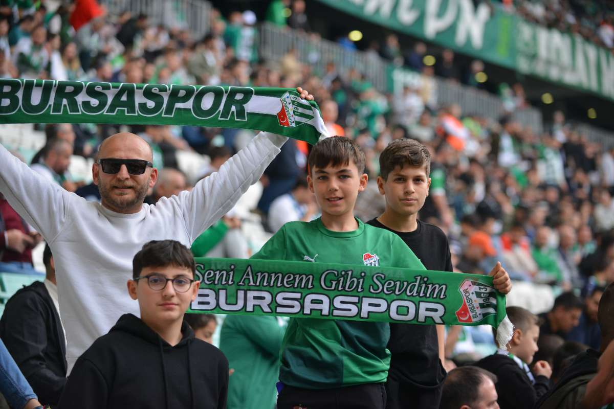 (FOTO GALERİ) BURSASPOR - 23 ELAZIĞ FK TARAFTAR FOTOĞRAFLARI
