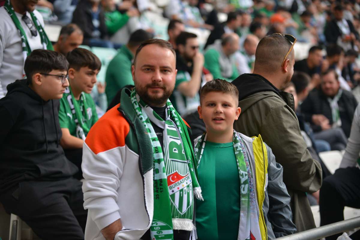 (FOTO GALERİ) BURSASPOR - 23 ELAZIĞ FK TARAFTAR FOTOĞRAFLARI