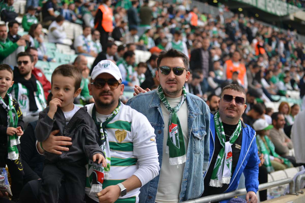 (FOTO GALERİ) BURSASPOR - 23 ELAZIĞ FK TARAFTAR FOTOĞRAFLARI