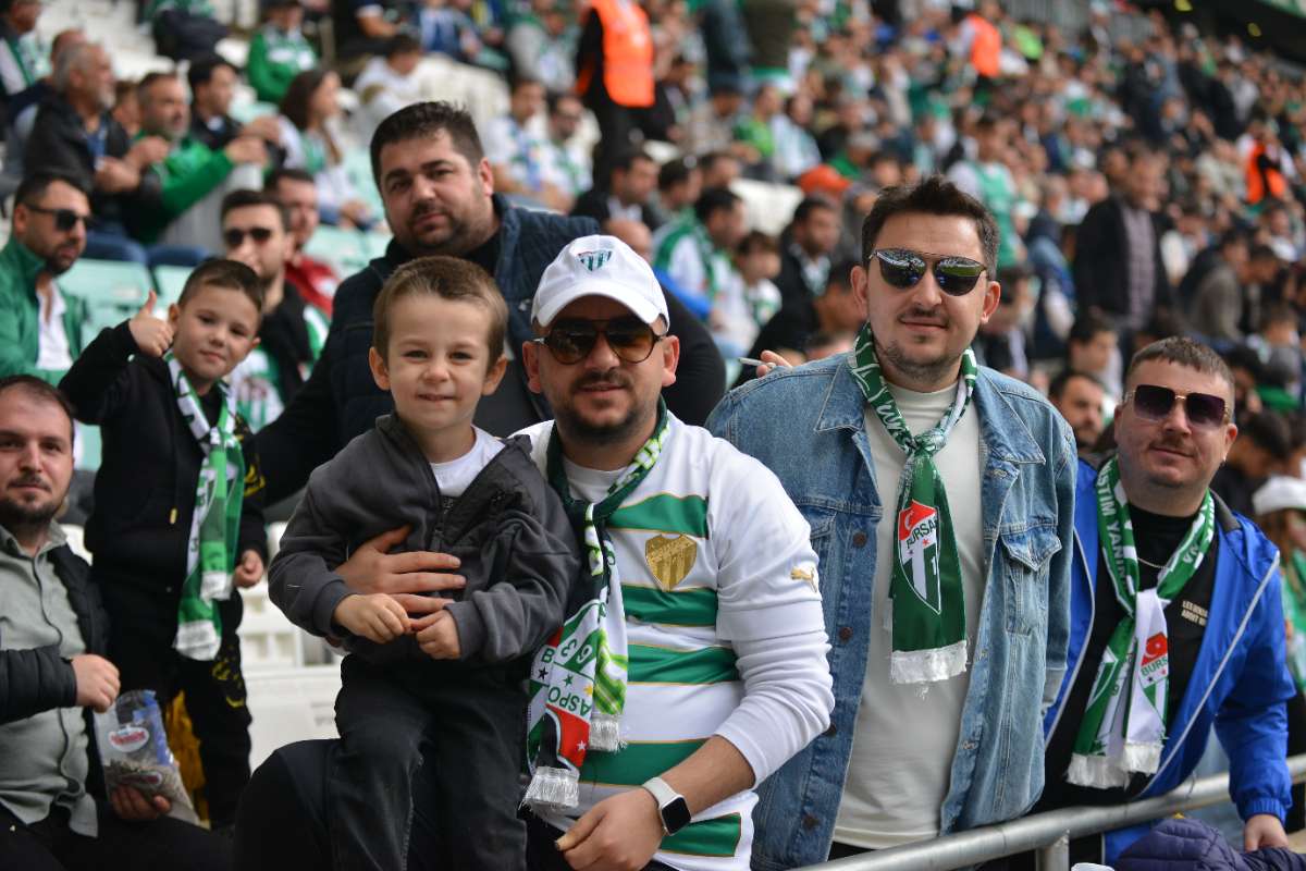 (FOTO GALERİ) BURSASPOR - 23 ELAZIĞ FK TARAFTAR FOTOĞRAFLARI
