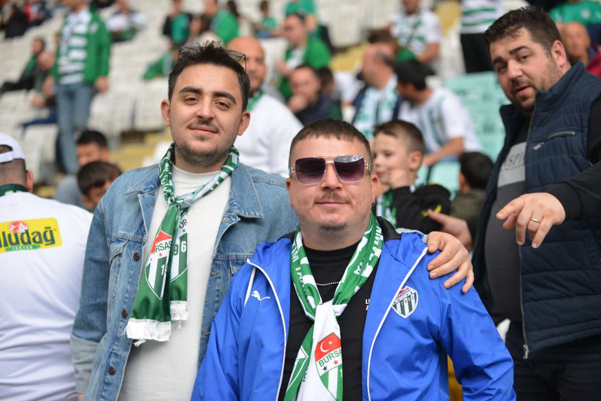 (FOTO GALERİ) BURSASPOR - 23 ELAZIĞ FK TARAFTAR FOTOĞRAFLARI
