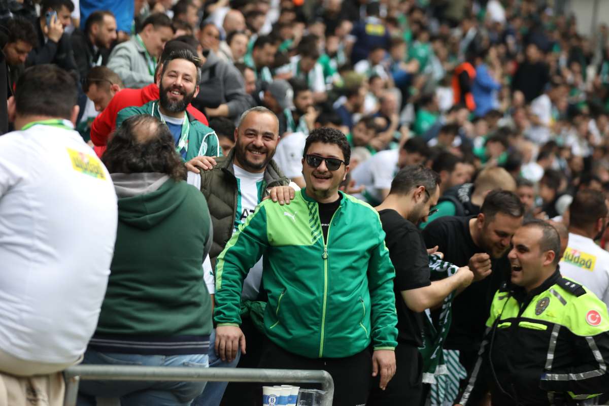 (FOTO GALERİ) BURSASPOR - 23 ELAZIĞ FK TARAFTAR FOTOĞRAFLARI - 2