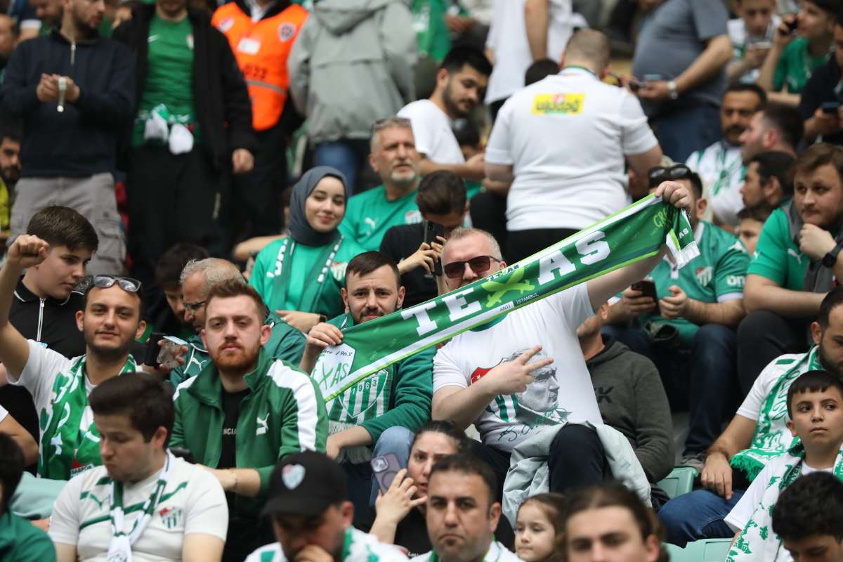 (FOTO GALERİ) BURSASPOR - 23 ELAZIĞ FK TARAFTAR FOTOĞRAFLARI - 2