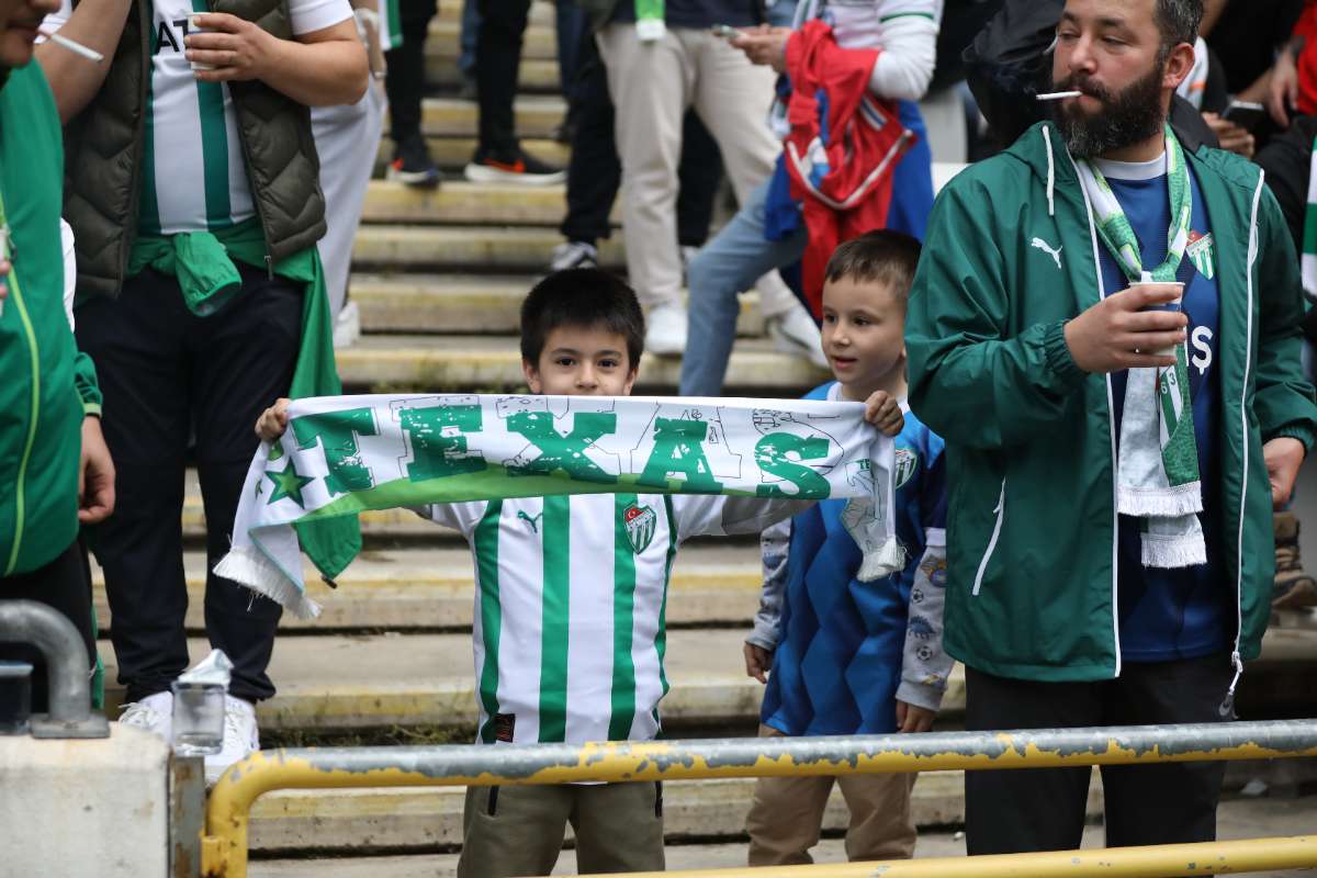 (FOTO GALERİ) BURSASPOR - 23 ELAZIĞ FK TARAFTAR FOTOĞRAFLARI - 2
