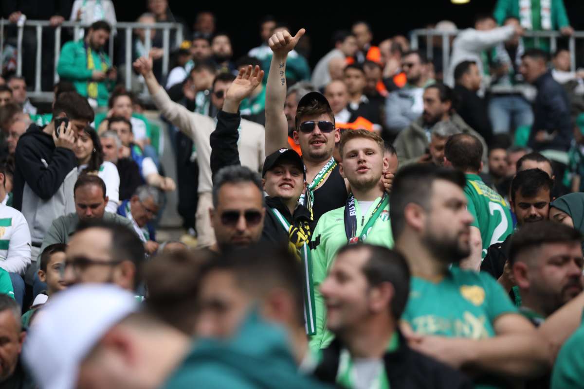 (FOTO GALERİ) BURSASPOR - 23 ELAZIĞ FK TARAFTAR FOTOĞRAFLARI - 2