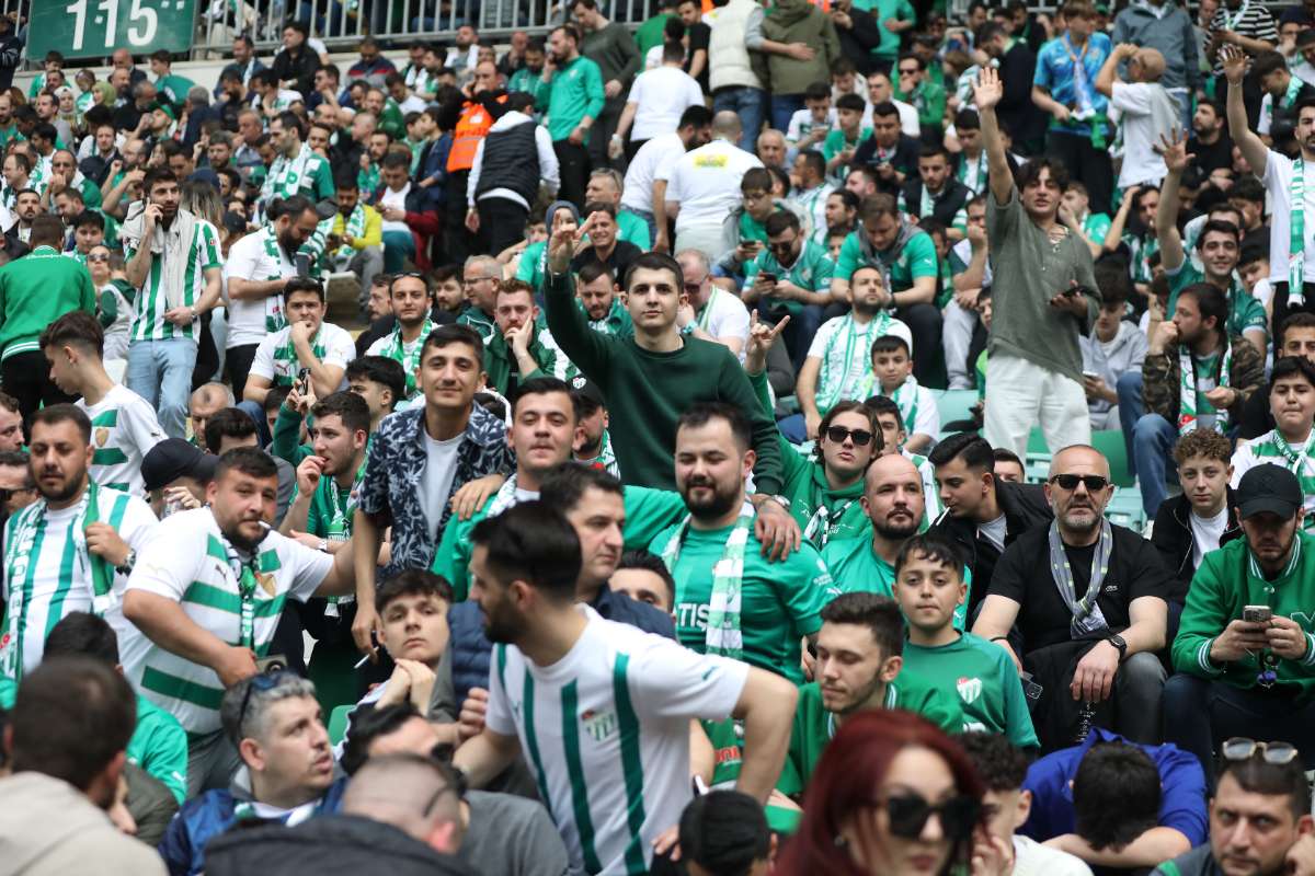(FOTO GALERİ) BURSASPOR - 23 ELAZIĞ FK TARAFTAR FOTOĞRAFLARI - 2