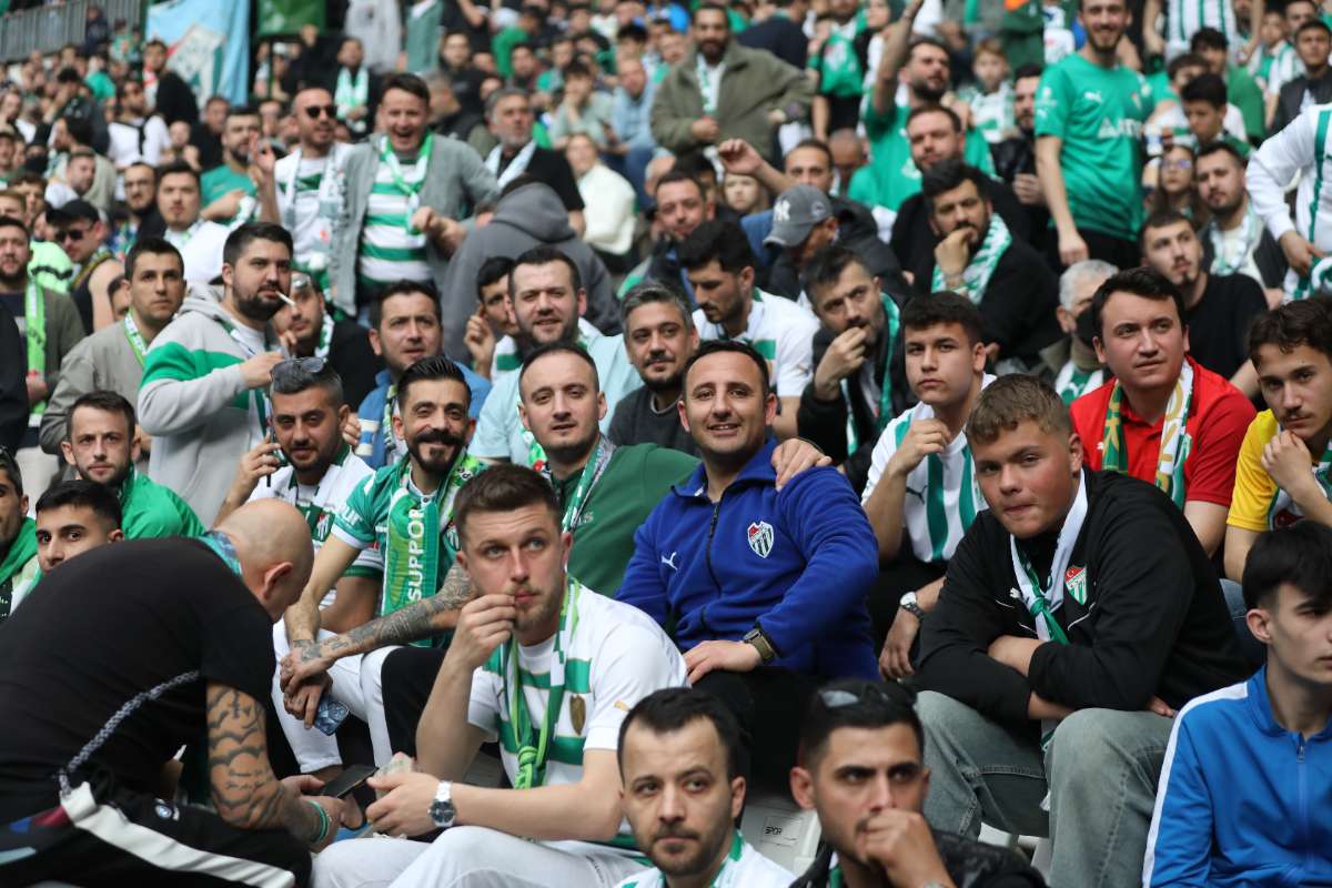 (FOTO GALERİ) BURSASPOR - 23 ELAZIĞ FK TARAFTAR FOTOĞRAFLARI - 2