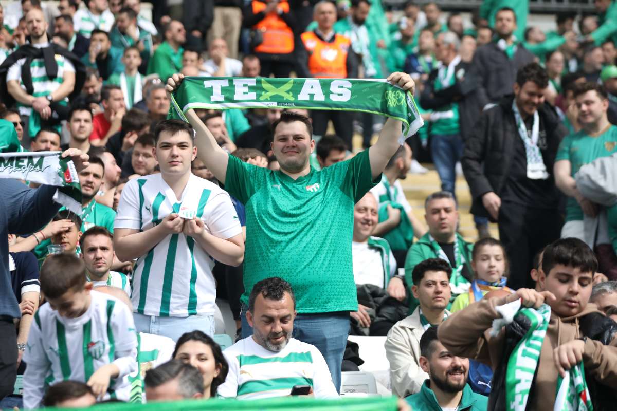 (FOTO GALERİ) BURSASPOR - 23 ELAZIĞ FK TARAFTAR FOTOĞRAFLARI - 2