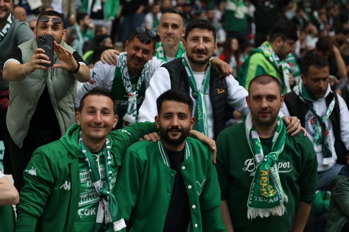 (FOTO GALERİ) BURSASPOR - 23 ELAZIĞ FK TARAFTAR FOTOĞRAFLARI - 2