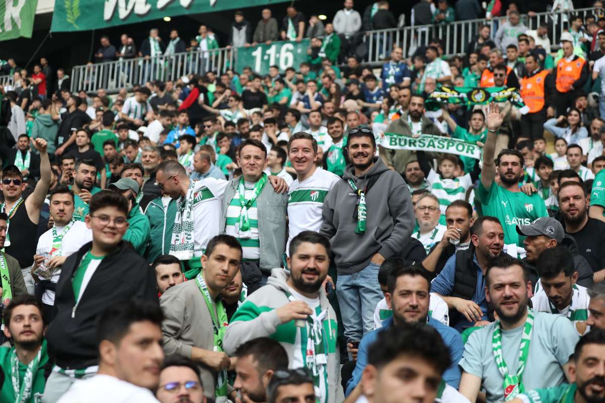 (FOTO GALERİ) BURSASPOR - 23 ELAZIĞ FK TARAFTAR FOTOĞRAFLARI - 2