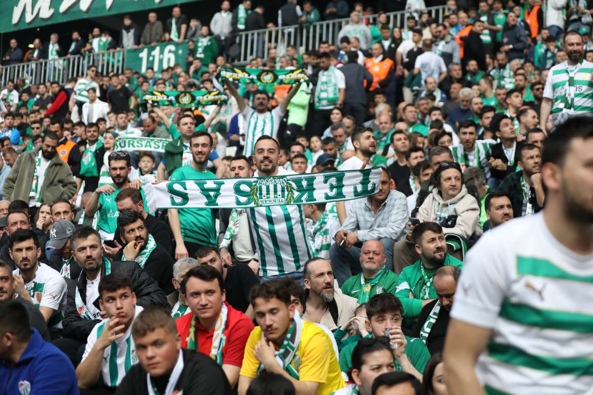 (FOTO GALERİ) BURSASPOR - 23 ELAZIĞ FK TARAFTAR FOTOĞRAFLARI - 2