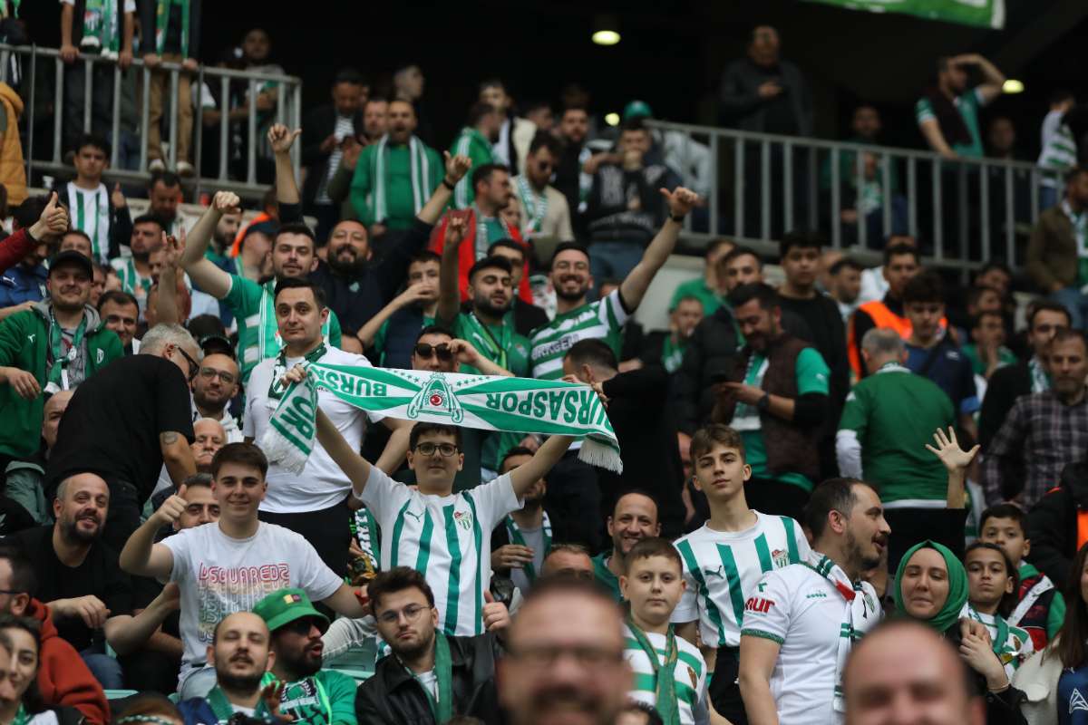 (FOTO GALERİ) BURSASPOR - 23 ELAZIĞ FK TARAFTAR FOTOĞRAFLARI - 2