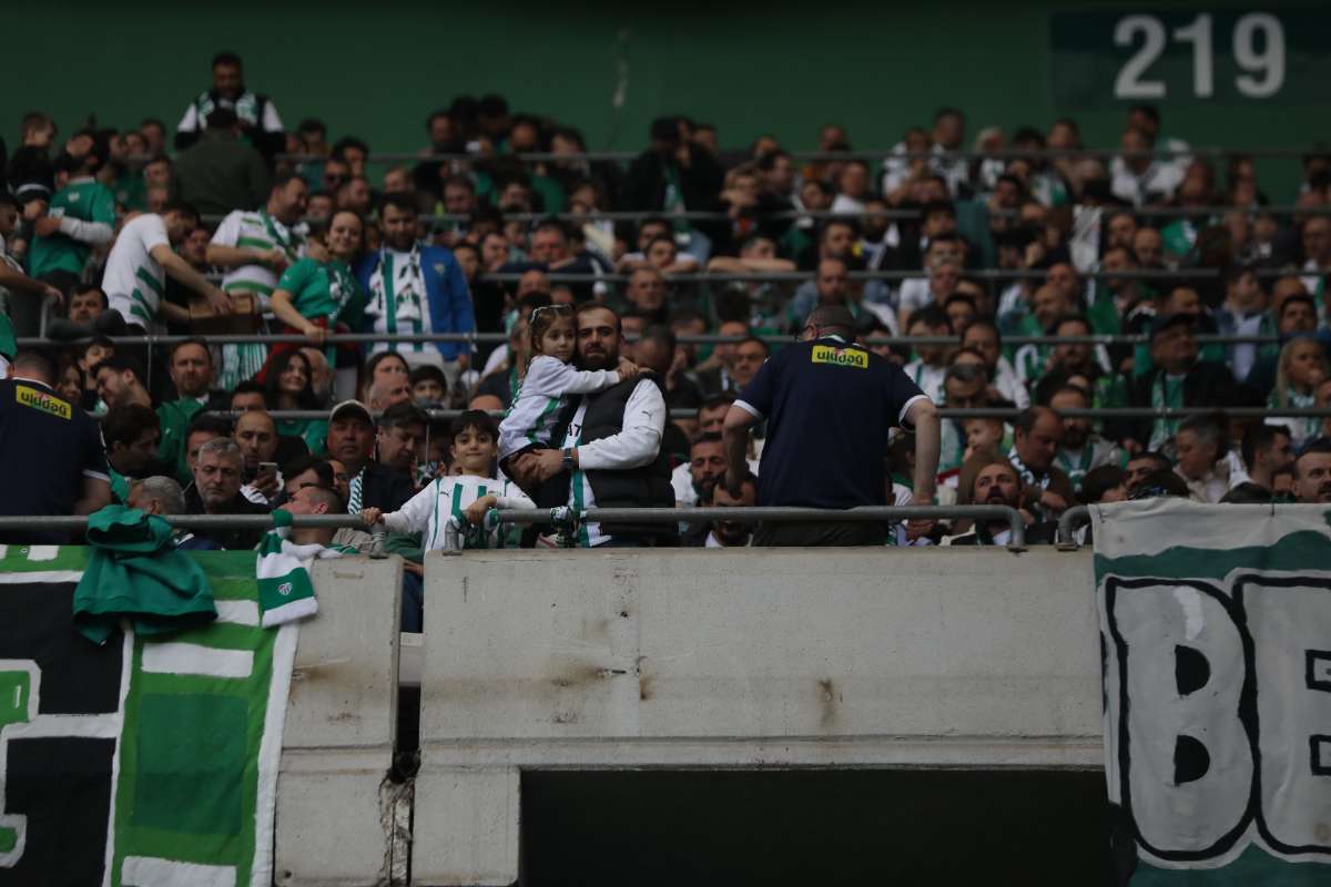 (FOTO GALERİ) BURSASPOR - 23 ELAZIĞ FK TARAFTAR FOTOĞRAFLARI - 2