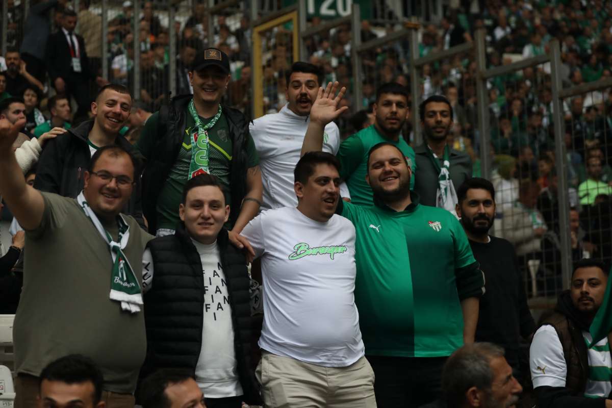 (FOTO GALERİ) BURSASPOR - 23 ELAZIĞ FK TARAFTAR FOTOĞRAFLARI - 2
