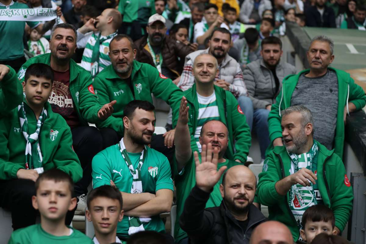 (FOTO GALERİ) BURSASPOR - 23 ELAZIĞ FK TARAFTAR FOTOĞRAFLARI - 2