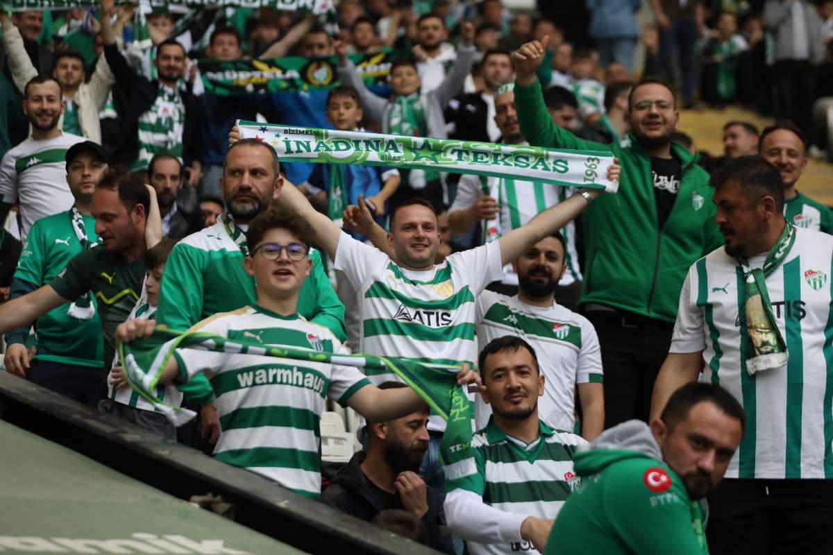 (FOTO GALERİ) BURSASPOR - 23 ELAZIĞ FK TARAFTAR FOTOĞRAFLARI - 2
