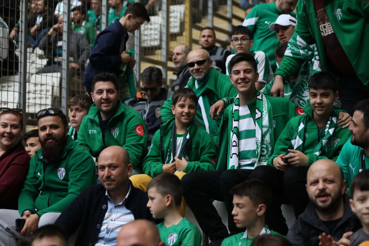 (FOTO GALERİ) BURSASPOR - 23 ELAZIĞ FK TARAFTAR FOTOĞRAFLARI - 2