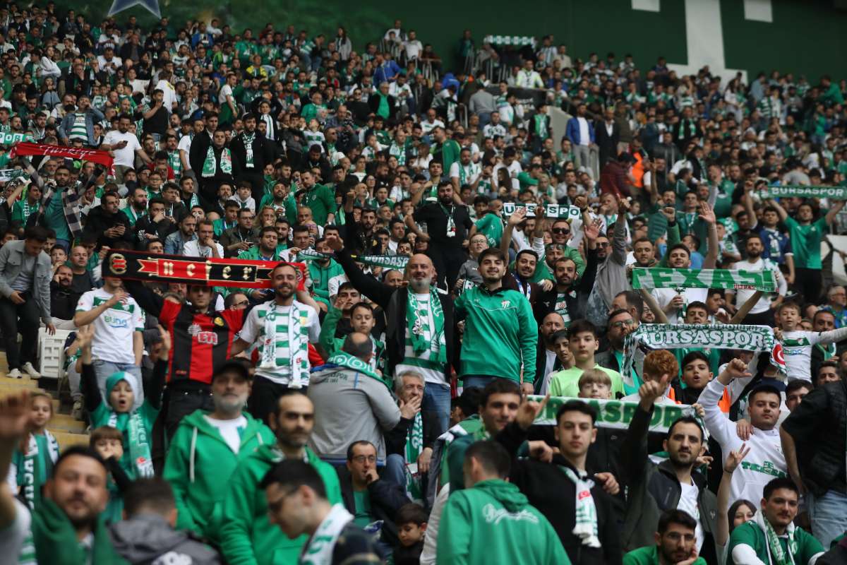 (FOTO GALERİ) BURSASPOR - 23 ELAZIĞ FK TARAFTAR FOTOĞRAFLARI - 2