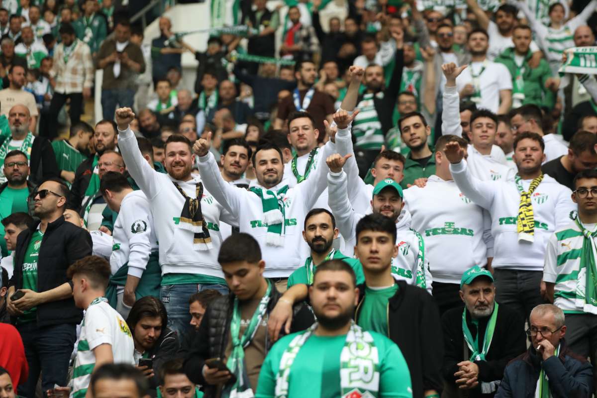 (FOTO GALERİ) BURSASPOR - 23 ELAZIĞ FK TARAFTAR FOTOĞRAFLARI - 2