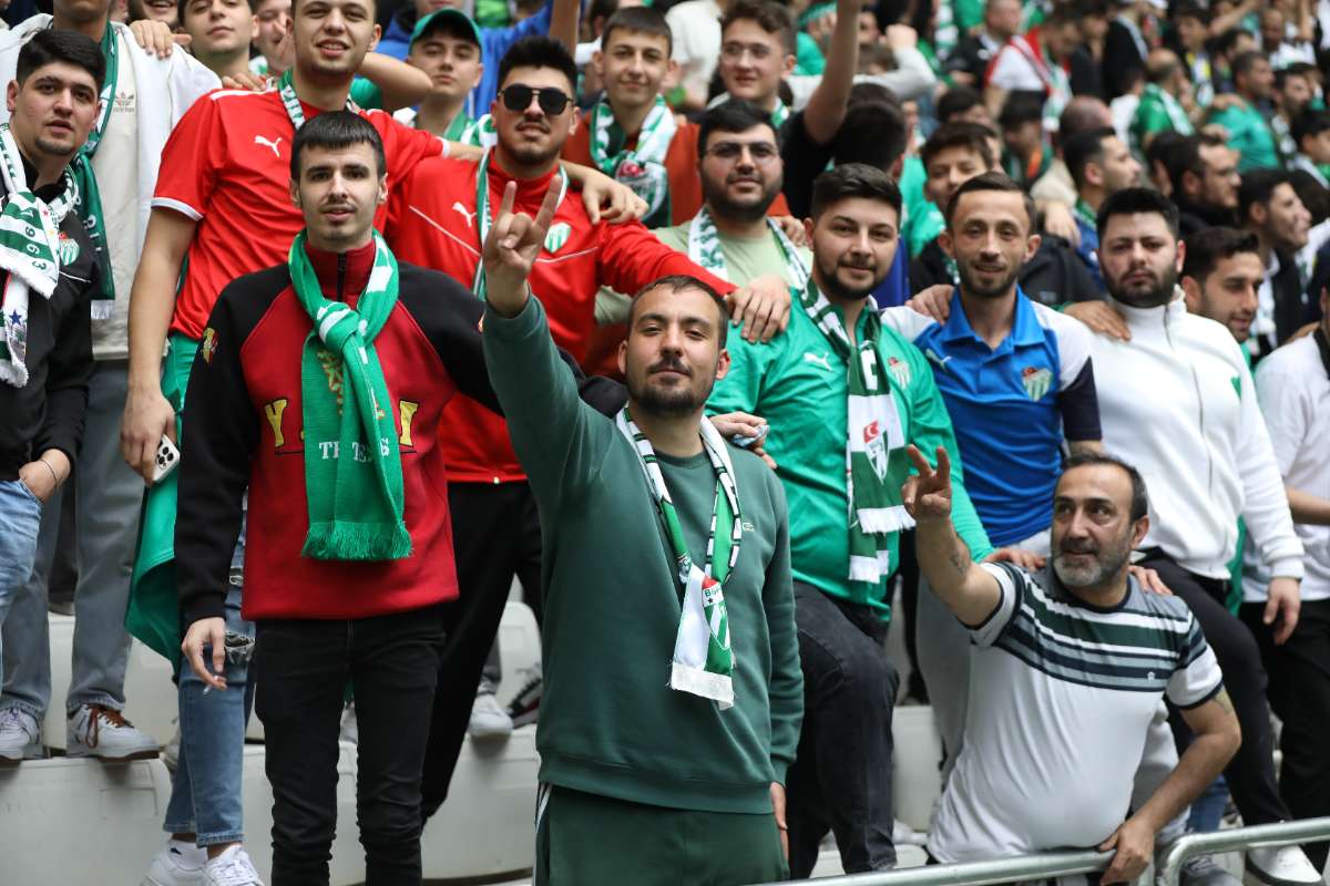 (FOTO GALERİ) BURSASPOR - 23 ELAZIĞ FK TARAFTAR FOTOĞRAFLARI - 2