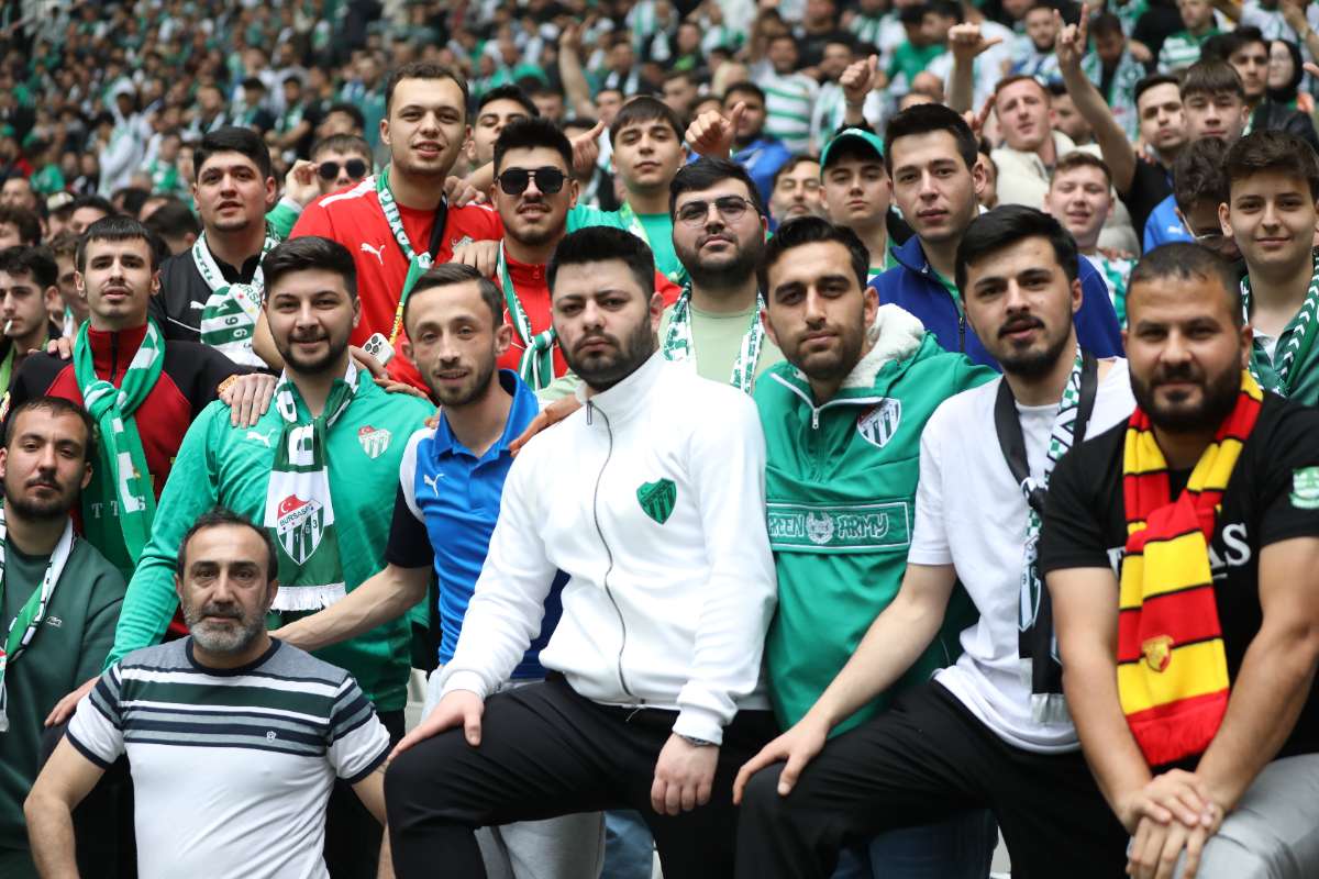 (FOTO GALERİ) BURSASPOR - 23 ELAZIĞ FK TARAFTAR FOTOĞRAFLARI - 2