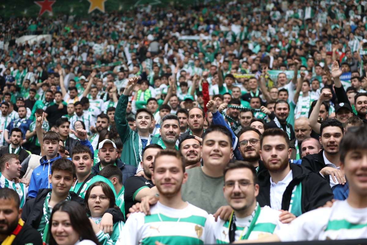 (FOTO GALERİ) BURSASPOR - 23 ELAZIĞ FK TARAFTAR FOTOĞRAFLARI - 2