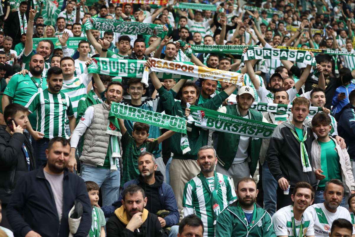 (FOTO GALERİ) BURSASPOR - 23 ELAZIĞ FK TARAFTAR FOTOĞRAFLARI - 2