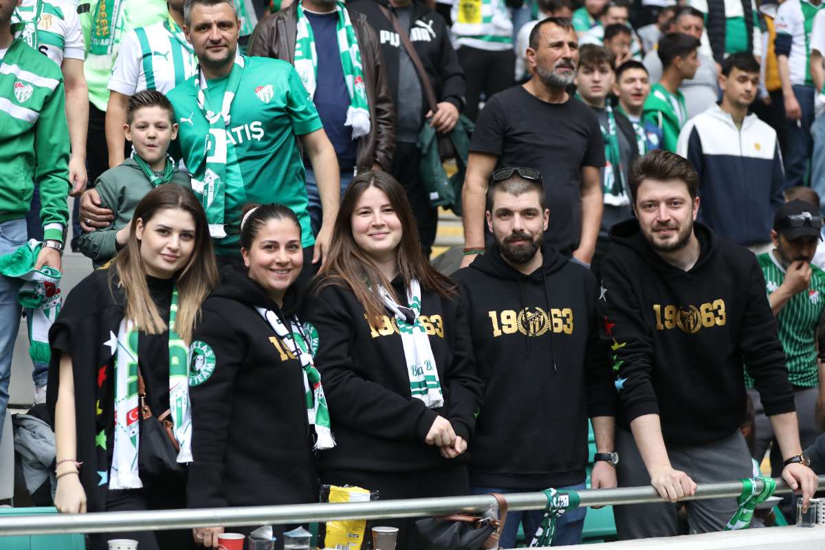 (FOTO GALERİ) BURSASPOR - 23 ELAZIĞ FK TARAFTAR FOTOĞRAFLARI - 2