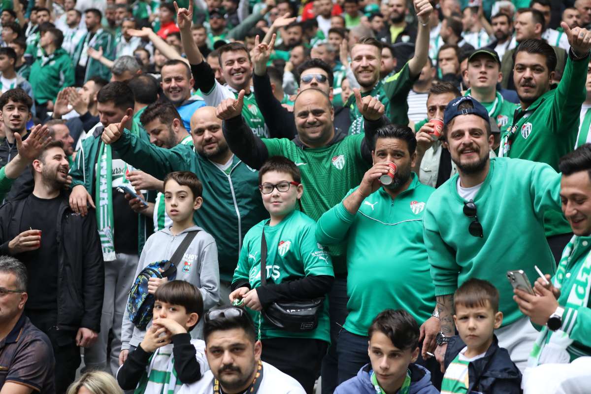 (FOTO GALERİ) BURSASPOR - 23 ELAZIĞ FK TARAFTAR FOTOĞRAFLARI - 2