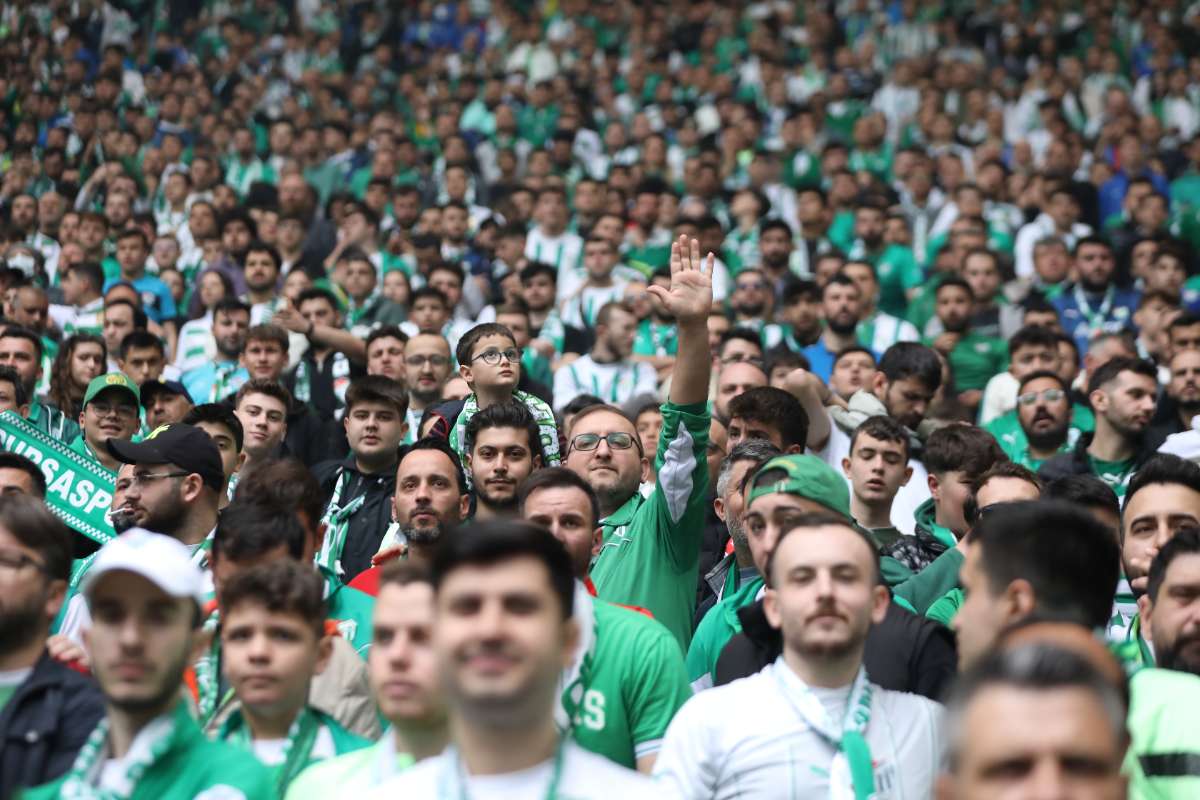 (FOTO GALERİ) BURSASPOR - 23 ELAZIĞ FK TARAFTAR FOTOĞRAFLARI - 2
