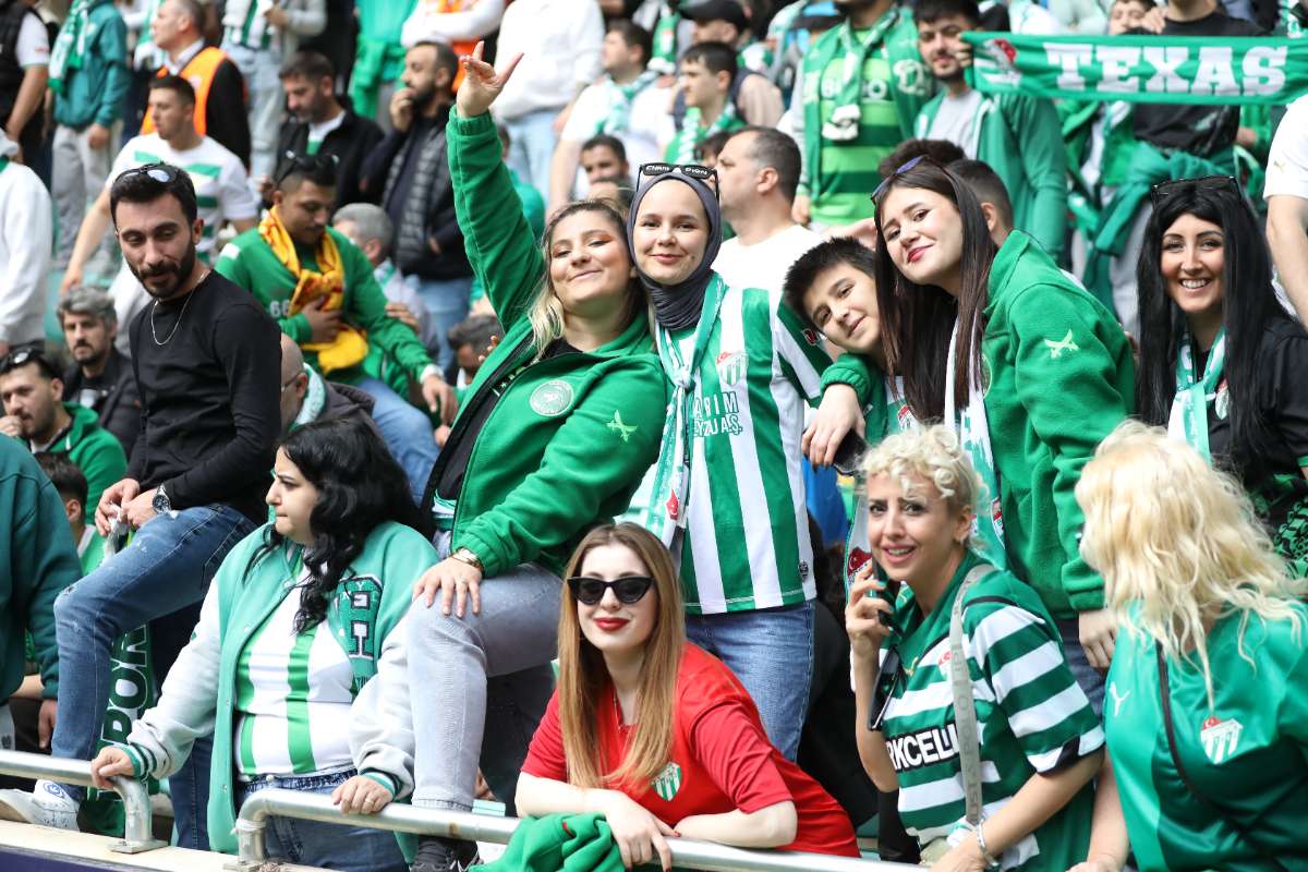 (FOTO GALERİ) BURSASPOR - 23 ELAZIĞ FK TARAFTAR FOTOĞRAFLARI - 2