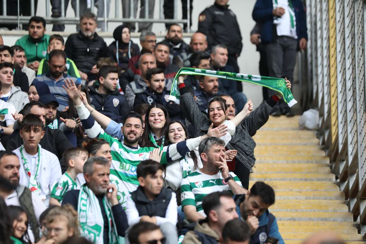 (FOTO GALERİ) BURSASPOR - 23 ELAZIĞ FK TARAFTAR FOTOĞRAFLARI - 2