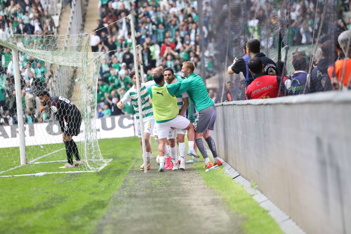 (FOTO GALERİ) BURSASPOR - 23 ELAZIĞ FK TARAFTAR FOTOĞRAFLARI - 2