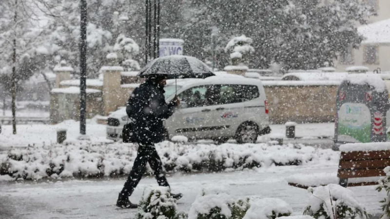 Ankara'da eğitime kar tatili!