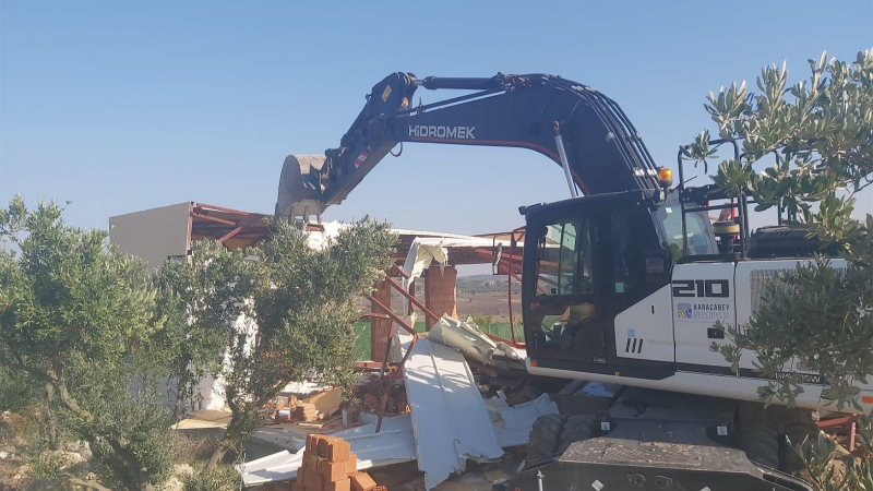 Karacabey Belediyesi’nden kaçak yapılara karşı kararlı mücadele