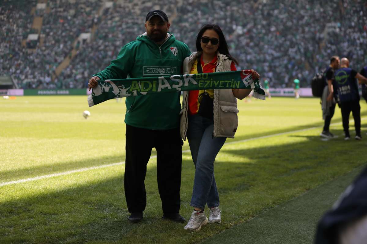 (FOTO GALERİ) BURSASPOR-BORNOVA FK TARAFTAR FOTOĞRAFLARI-1